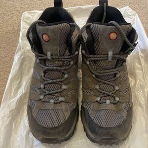 Merrell Moab 2 Mid Waterproof Boots (women’s)